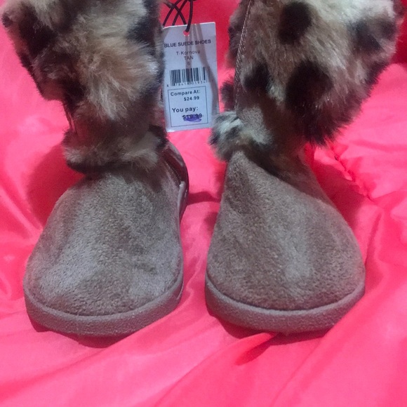 Cheetah toddler boots . Size 6 . - Picture 2 of 3